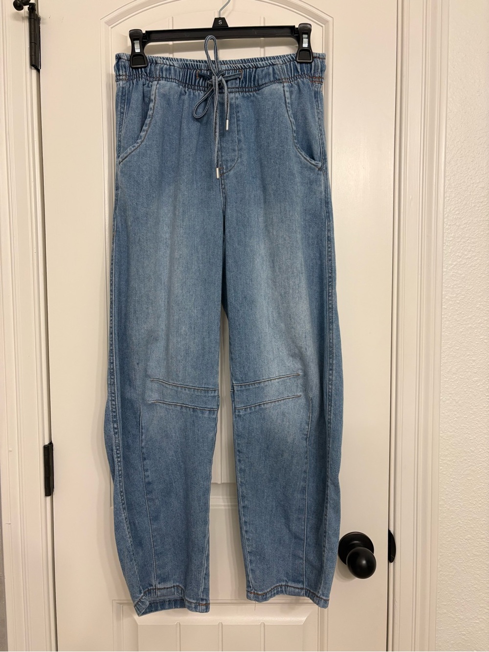 Oat New York Light Blue Denim Joggers with Contrast Stitching Size 6/28